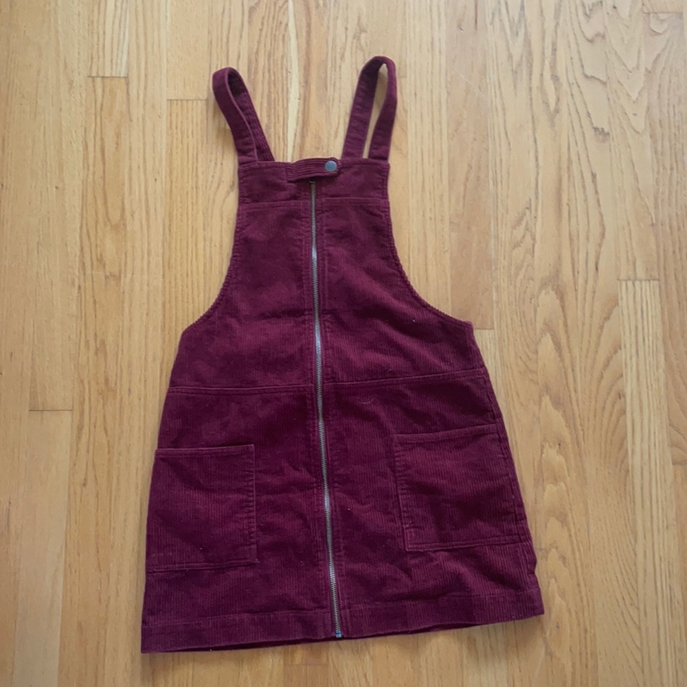 Forever 21 corduroy burgundy skirt overall, size medium